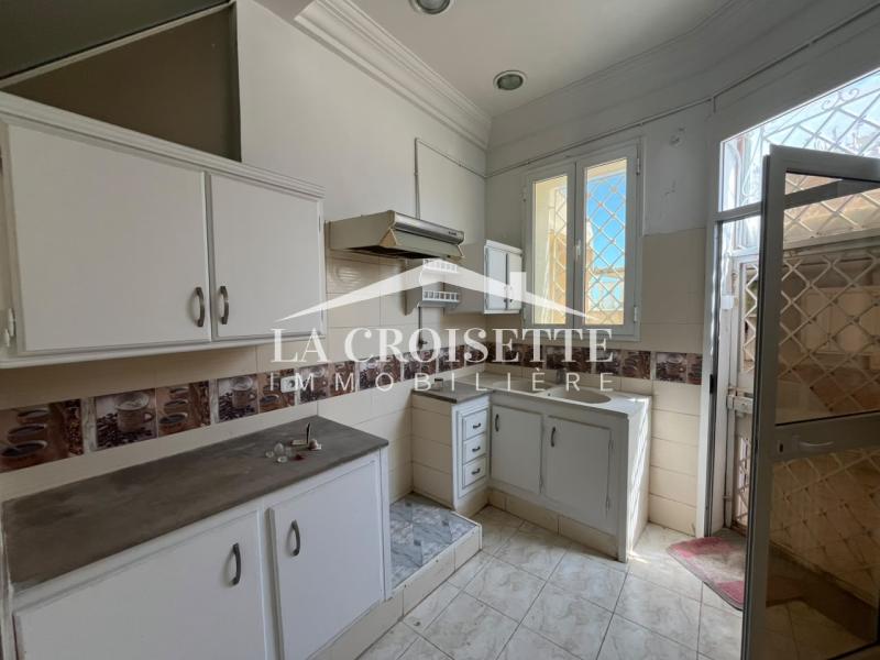 Appartement S+2 avec terrasse vue sur mer à La Marsa